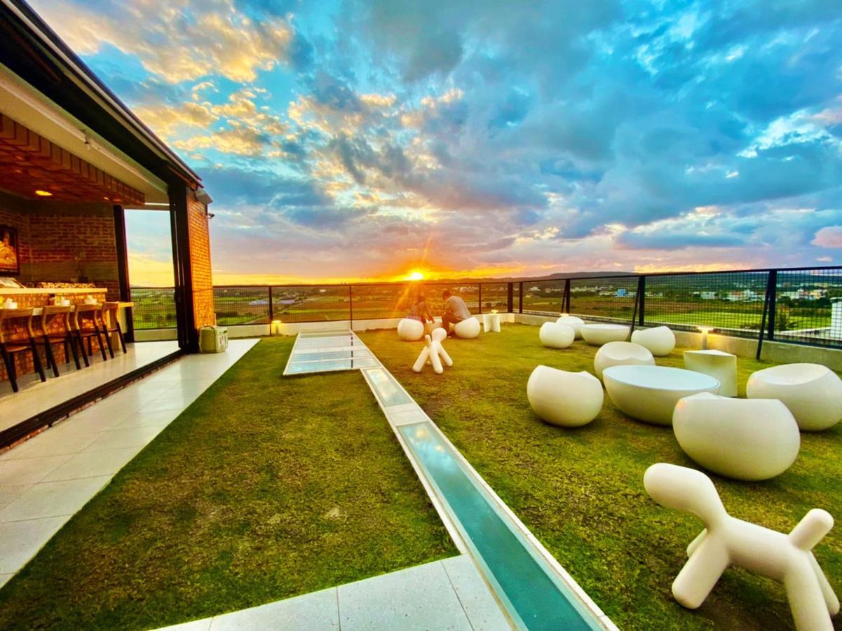 Fff Hotel Hengchun South Gate Exterior photo